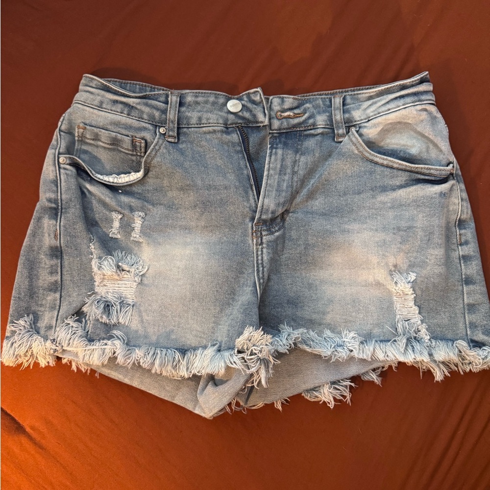 Trendy Blue Distressed Jean Shorts